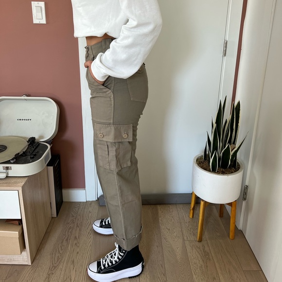 Cargo Pants, New condition! Worn once (Runs Small) - Picture 5 of 5